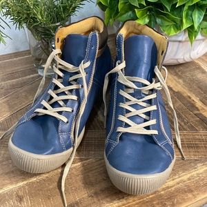 ☀️Flight London Softinos Blue Hogh Top Sneakers☀️